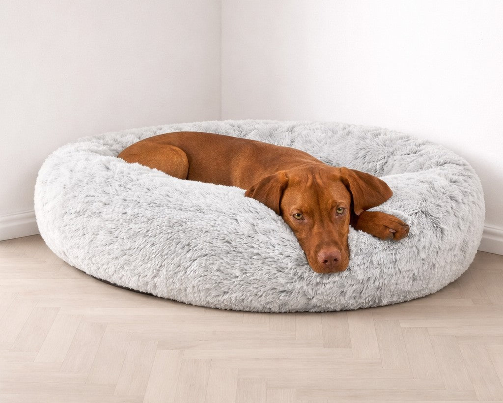 Fluffy Burger しなるビーター [ウッドもふ黒] 直輸入ラスト1本 Bowsers Pet Products | Icelandic Shag Bed