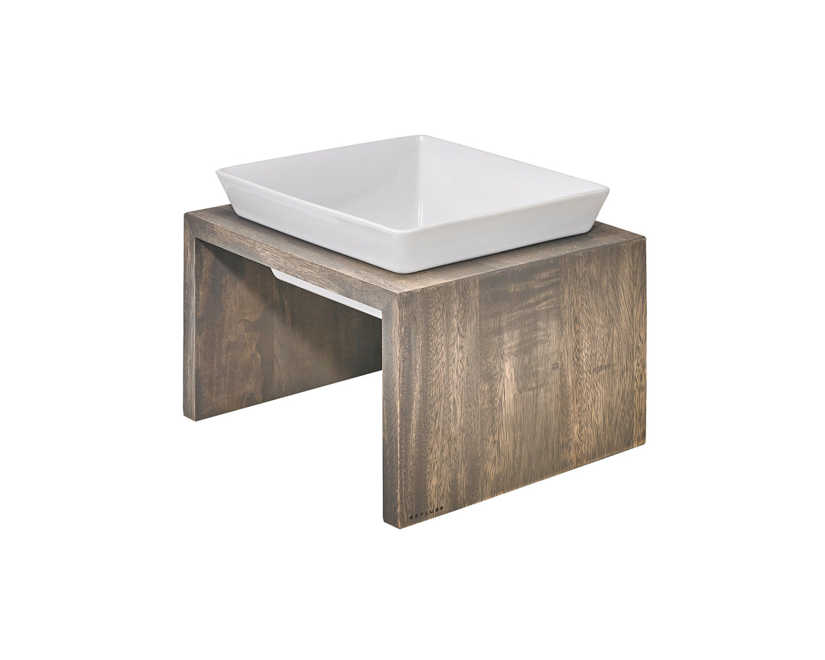 Single Artisan Feeder in Fossil with a white ceramic bowl