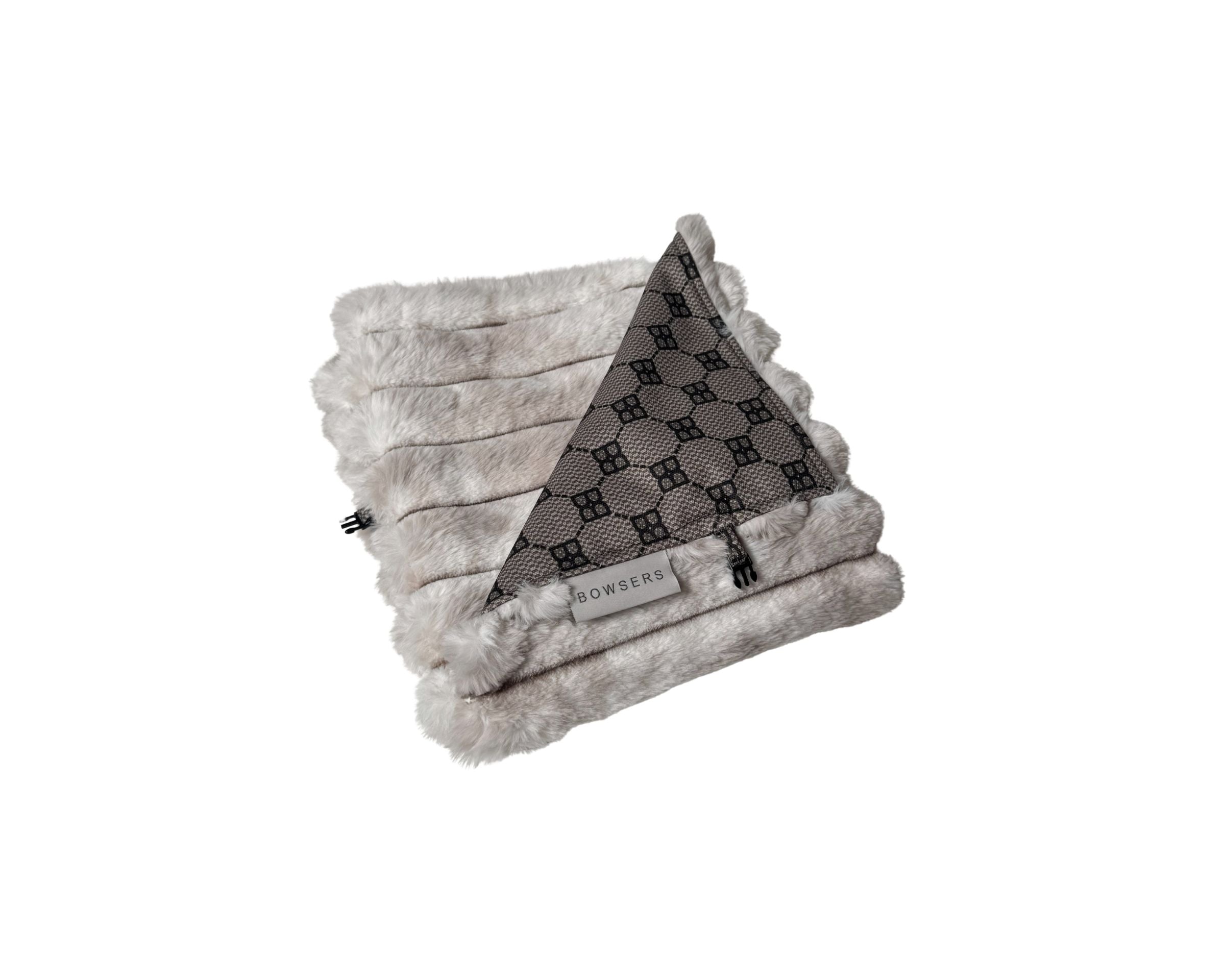 SUV Cargo Lounger Topper