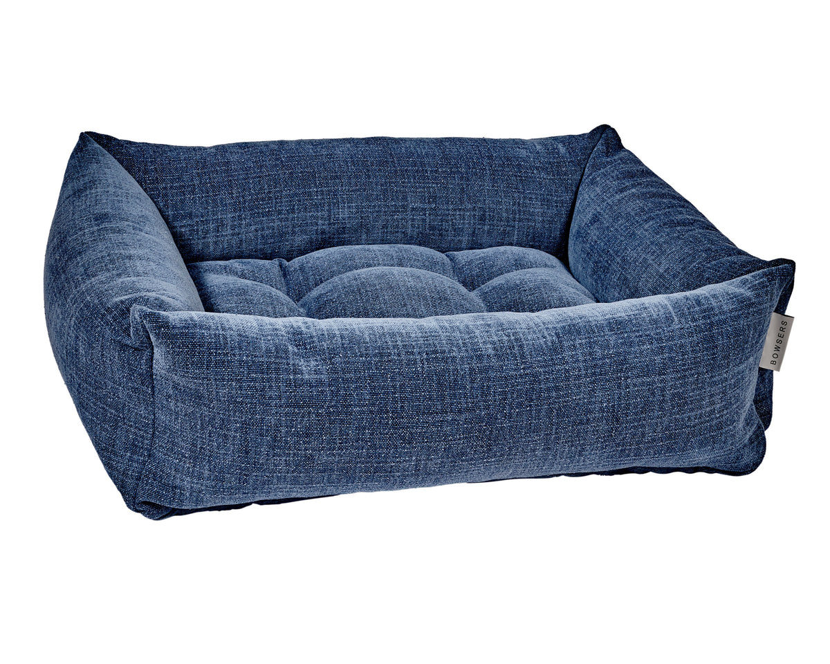 The Franklin cushioned dog bed in Indigo.