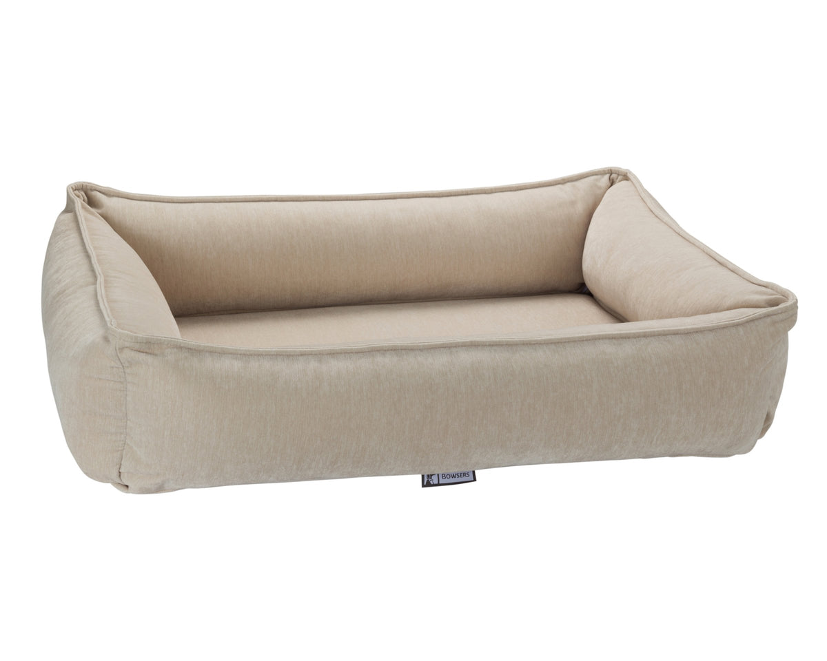 Urban Lounger orthopedic dog bed in Linen.