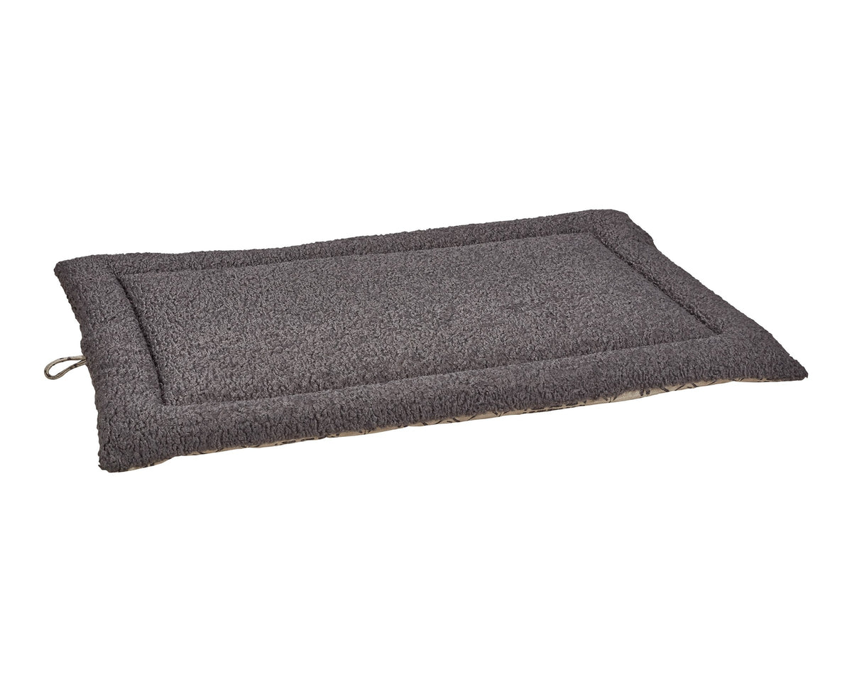 Cosmopolitan Mat - Faux Fur, reverse side in Grey Sheepskin