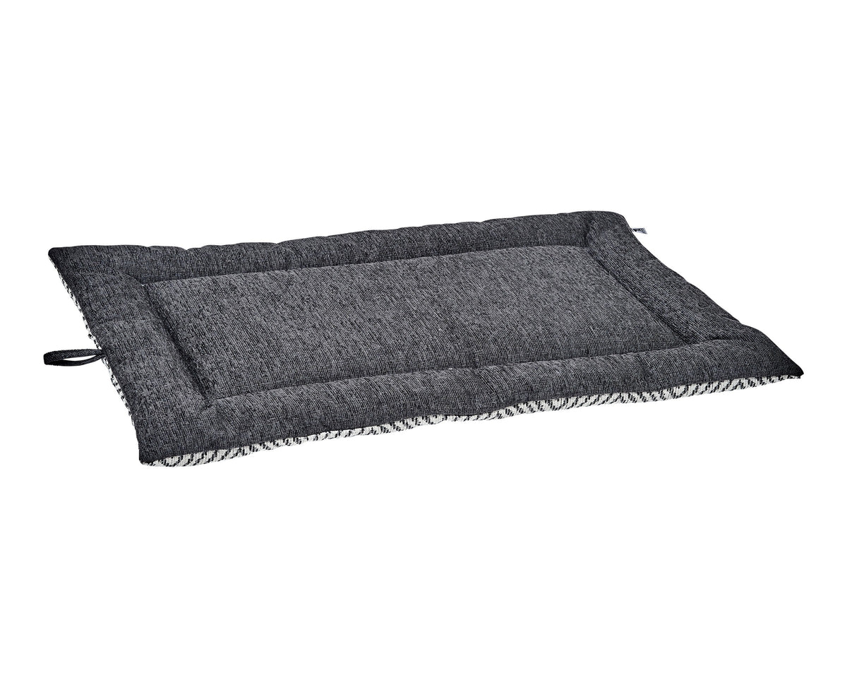 Cosmopolitan Mat - Signature Textures, reverse side in Charcoal